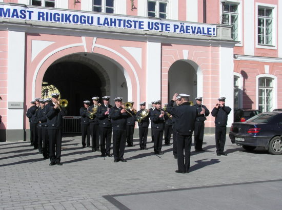 Lahtiste uste päev